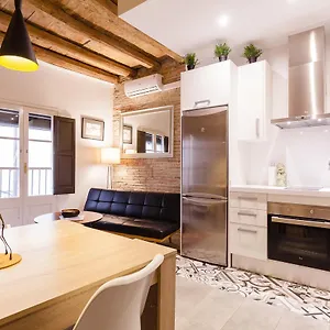 ferreries-boutique-apartment.topcostabravahotels.com/